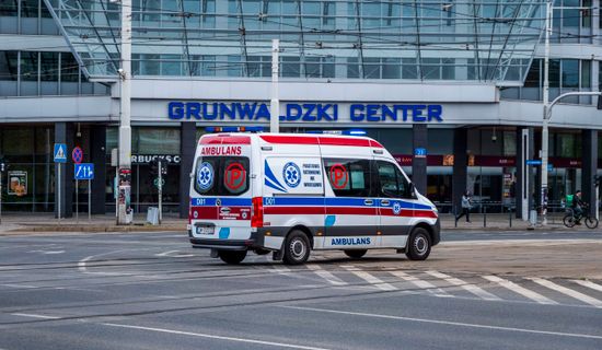 贺州骨折病人接送专车怎么收费？